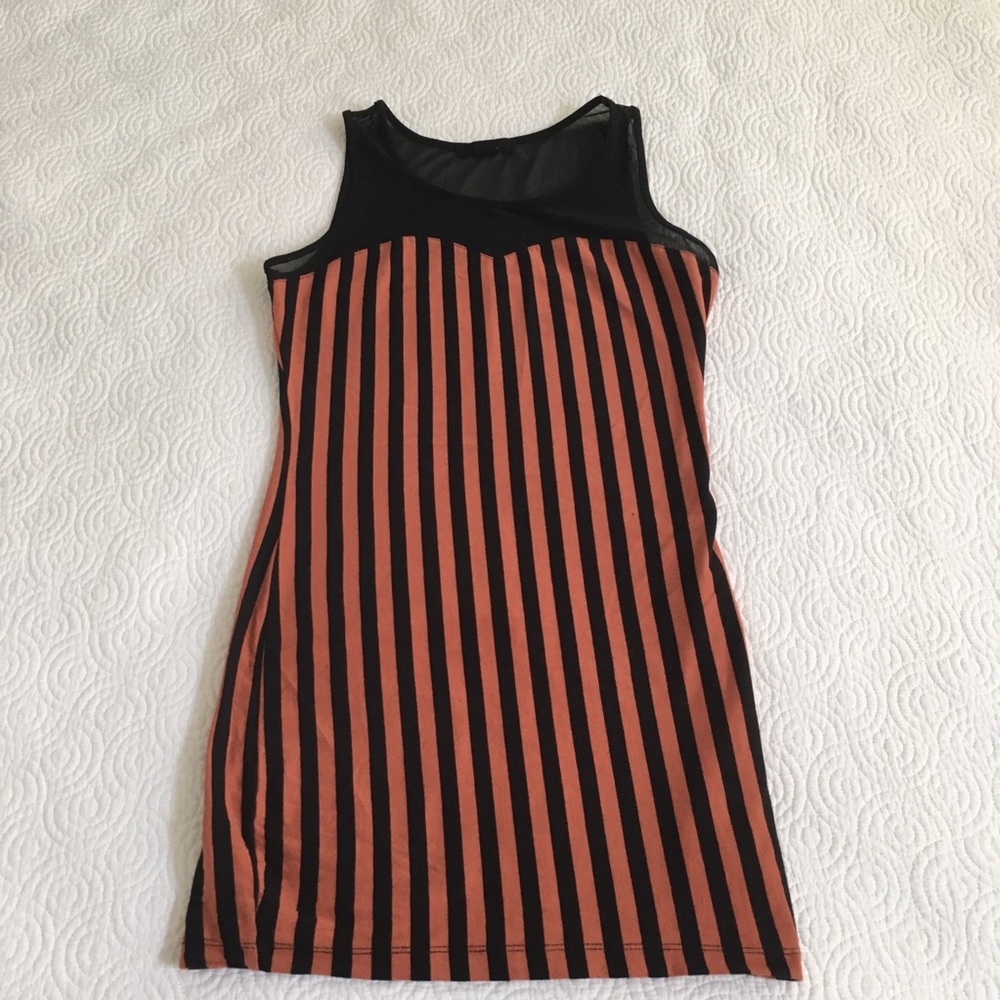 Stripped bodycon dress